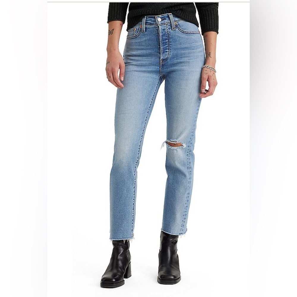 Levi's Wedgie High Rise Snug Through Hip and Thigh Tapered Leg